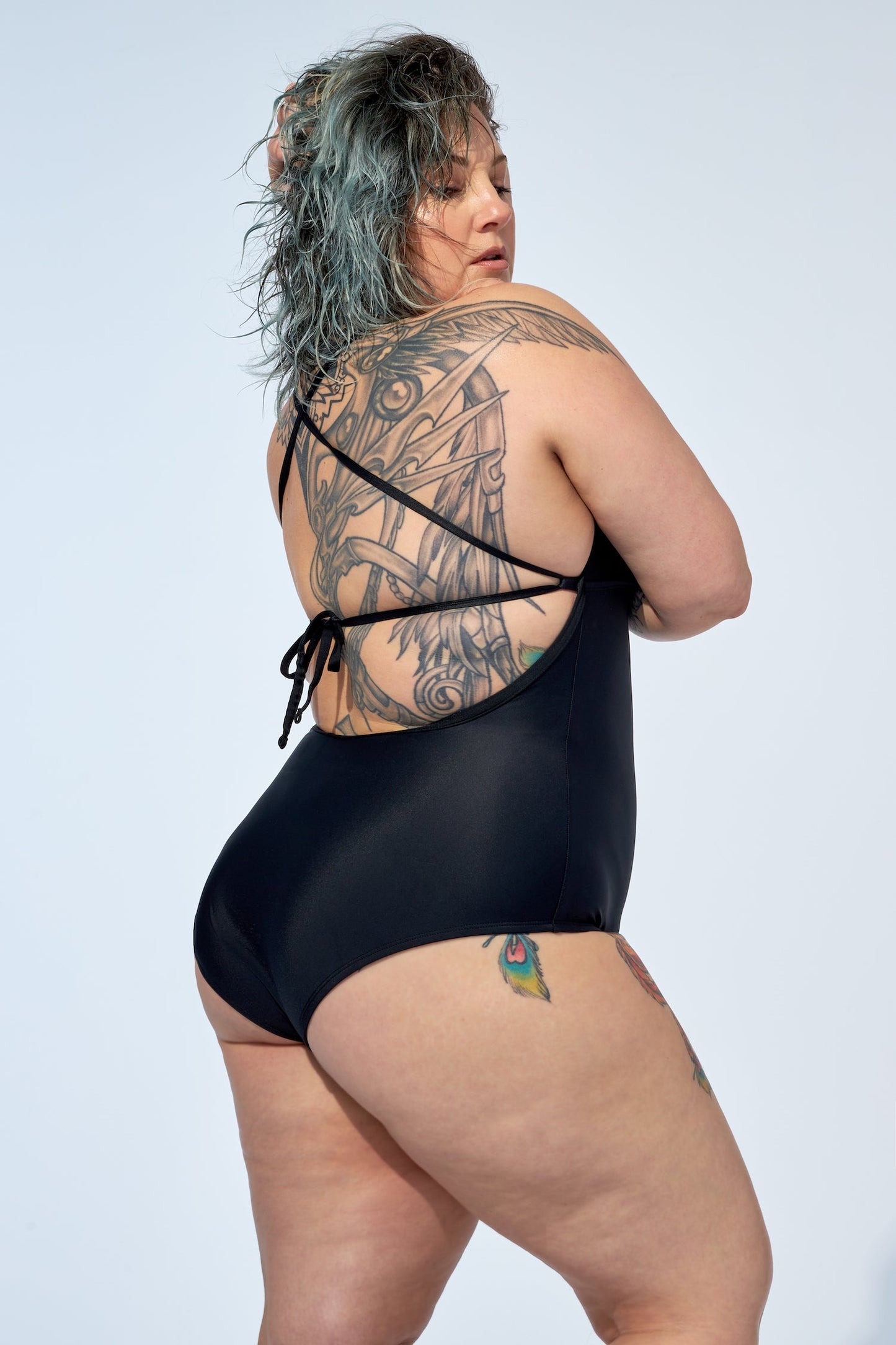 MICHELLE – Maillot de bain une pièce en noir et mesh