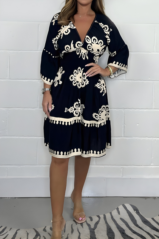 Lisa | Flattering Knee Length Dress