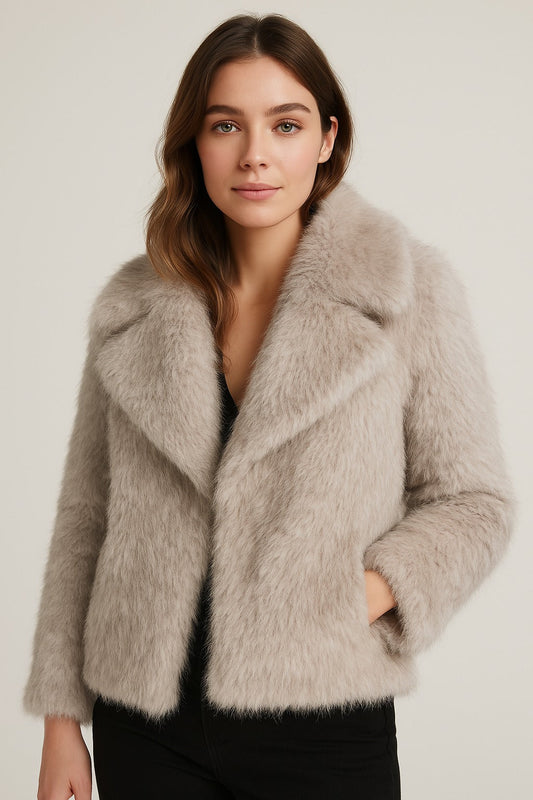 Alena | Veste en fourrure élégante